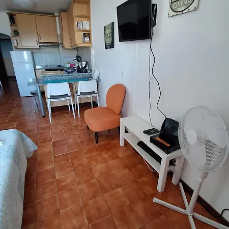 T0 Close To The And The Center * Albufeira